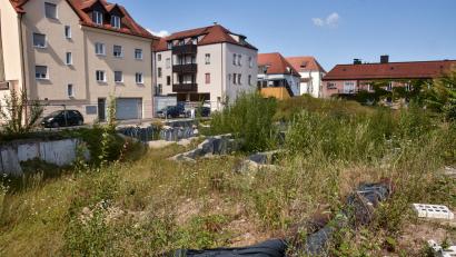Bild: Stephan Huber
Das Bürgerspital-Areal in Amberg. Die Stadtverwaltung bestätigt jetzt, dass die Jury für die Bebauung bereits getagt hat und das Grundstück bereits an das Werkvolk vergeben worden ist.