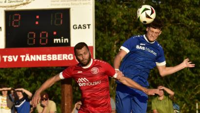 Archivbild: mhs
Am Weidener Wasserwerk steigt das Stadtderby zwischen der SpVgg SV II (rechts Paul Brand beim 2:5 in Tännesberg) und dem FC Ost.