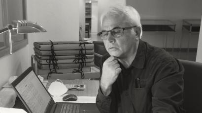 Archivbild: Gabi Schönberger
Familienforscher Alfred Kunz war Stammgast im Stadtarchiv Weiden. Hier war er auf Schatzsuche.