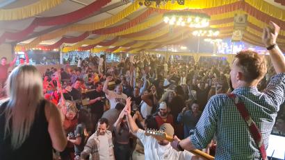 Bild: sne
Die Band "Members" sorgten für Stimmung im Festzelt.