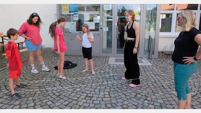 Bild: Fred Lehner
Erstmals erfreuten sich auch die Kinder mit einem reichen Unterhaltungsprogramm, das Jugendleiter Thomas Buchner geschickt zusammenstellte.