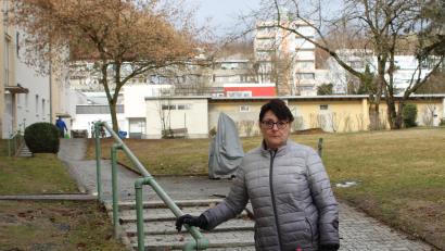 Bild: Jennifer Battaglia
Für Karin Scheffmann sind die Treppen in Richtung Jahnstraße zu beschwerlich.