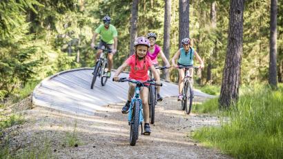 Bild: Oberpfälzer Wald / Thomas Kujat/exb
Auch Kinder-Erlebnis-Touren sind im neuen Radler-Magazin zu finden.