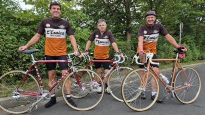 Bild: Lowak
Christian Wolf, Stephan Heinz und Wolfgang Bock wollen mit ihren Oldtimer-Rennrädern Anfang Oktober an der "Eroica 2024", einem historischen Radrennen in der Toskana teilnehmen.