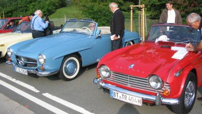 Bild: Peter Opolka
Am letzten Samstag im August treffen sich in Kemnath die Besitzer von Oldtimern mit ihren Schätzen.
