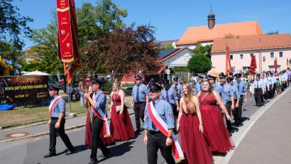 Bild: do
Ein bunter Festumzug mit 46 Gruppen ist ein weiterer Höhepunkt der Jubiläumsfeiern der Vorbacher Feuerwehr und der Landjugend ein.
