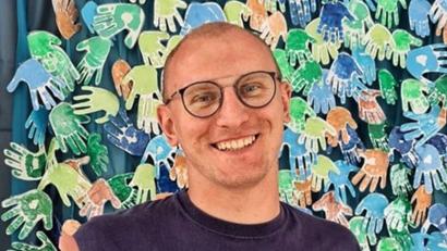 Bild: Tobias Karimi/exb
Das ist er: Ambergs neuer Konfliktmanager Tobias Karimi.