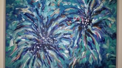 Bild: Susanne Wolke
Gené Neurieders Bilder mischen derzeit im Verwaltungsgericht in Regensburg farblich auf.