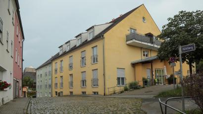 Bild: Wolfgang Steinbacher
40 Menschen leben im Seniorenheim Bühler Höhe in Sulzbach-Rosenberg. Die Einrichtung soll im September geschlossen werden. Es gibt kein Pflegepersonal mehr.