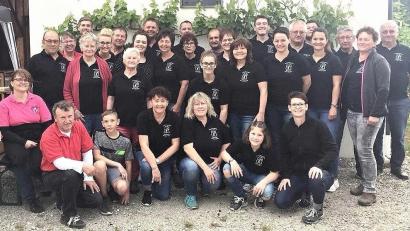 Bild: no
Viele Freunde von St.Piat halfen beim Backofenfest in Angfeld zusammen, um die Besucher bestens zu bewirten.