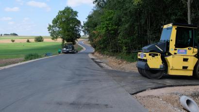 Bild: le
Die Arbeiten an der Staatsstraße 2181 zwischen Floß und Plößberg schreiten voran.