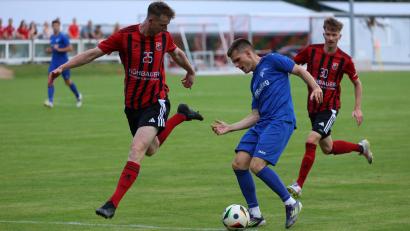 Bild: Dieter Jäschke
Beim 0:2 gegen den TV Parsberg (Szene) lief es für den SC Luhe-Wildenau im letzten Heimspiel nicht gewünscht. Der 3:0-Auswärtserfolg in Landshut hat jedoch die Zuversicht gestärkt, dass es gegen den FC Dingolfing mit dem ersten Heimdreier klappt.