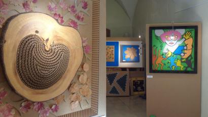 Bild: Siegfried Link/exb
Die Ausstellung Ensdorfer Künstler im Kloster läuft noch bis Samstag, 31. August. Hier Werke des Gastkünstlers Paul Roier.