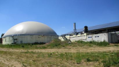 Symbolbild: bnr
Biogasanlagen können sowohl grünes Gas als auch Strom und Wärme liefern. Anlagenbetreiber und Verbände fürchten, dass Biomasse im Zuge der Energiewende abgehängt wird.