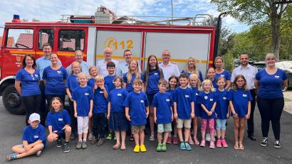 Bild: Feuerwehr Süß
19 Kinder können sich nun bei den "Süßer Feuerdrachen" die Feuerwehr nahebringen lassen.