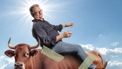 Bild: Reinhard Dorn/exb
Günter Grünwald mit seinem neuen Programm in Weiden.