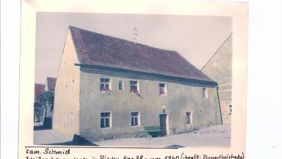 Bild: Archiv Andreas Reindl
Das Weißgerberanwesen in Rieden um 1960 - Damals mit der Bezeichnung Rieden Nr. 78.