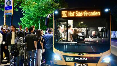 Bild: Hans-Christian Wagner
Auch heuer bringt wieder der "Dultbus" das Publikum zum Festplatz und zurück.