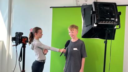Bild: Mutiara Sudarma
Marlene und Niclas interviewen sich gegenseitig.