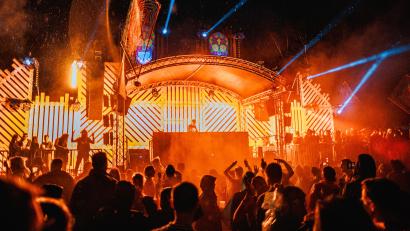 Bild: Moritz Weiß/Event Media Booking/exb
Elektro-Beats und Farbenpracht werden auch in diesem Jahr beim "After World"-Festival dominieren.