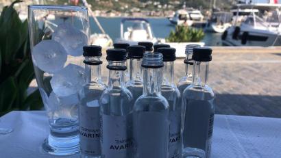 Bild: Alexia Angelopoulou
Er soll zu viel Ouzo getrunken und deshalb seinen Sohn vergessen haben: Die griechische Polizei hat auf der Insel Kreta einen 57 Jahre alten deutschen Touristen festgenommen.