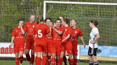 Archivbild: Hubert Ziegler
Können die Fußballerinnen des TSV Theuern bereits eine Woche vor dem Saisonstart jubeln? Im Achtelfinale des Verbandspokals gastiert Regionalligist 1. FFC Hof.