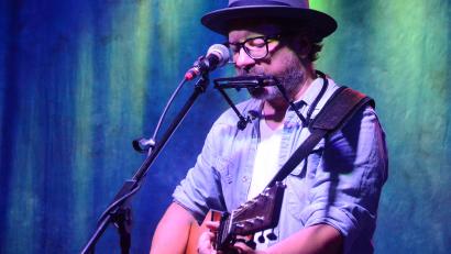 Bild: Kunz
Tobias Panwitz alias "Trailhead". Ein Singer/Songwriter, der seine Lieder erwandert.