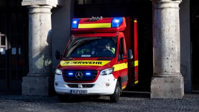 Bild: Sven Hoppe/dpa
Die Feuerwehr wurde nach eigenen Angaben vom Klinikpersonal zu Hilfe gerufen. (Symbolbild)