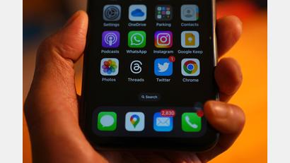 Symbolbild: Yui Mok/dpa
Eine neue App soll bei der Erstversorgung in der nördlichen Oberpfalz helfen.