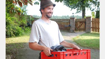 Bild: cvl
Es ist schwierig, Schafscherer zu finden. Warum das so ist, erklärt Hobby-Schafscherer Johannes Dötterl.