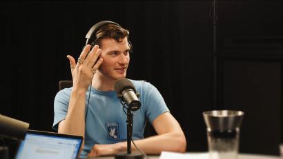 Bild: dpa
Frieder Sell spricht im Podcast „OKF - Ortskontrollfahrt“ über seine Heimatstadt Waren an der Müritz.