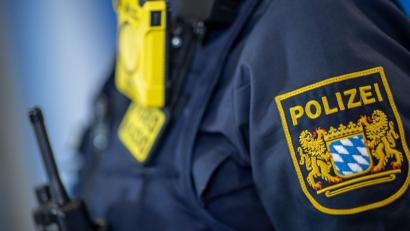 Bild: Daniel Karmann/dpa
Die Nabburger Polizei ermittelt wegen Hakenkreuz-Schmierereien.