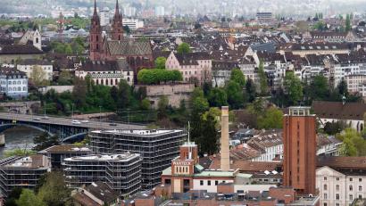 Bild: Georgios Kefalas/Keystone/dpa
Basel hat im Rennen um die Austragung des ESC 2025 die Nase vor Genf. (Archivbild)