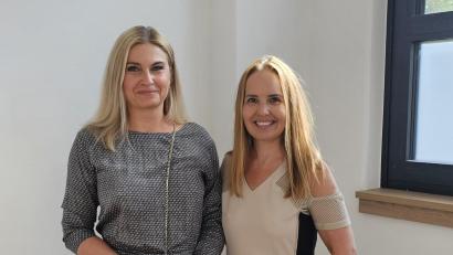 Bild: Denisa Kobesova
Denisa Kobesova (links) und Monika Hanakova wagen den Sprung in die Selbstständigkeit.