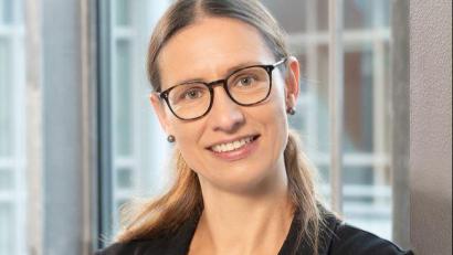 Bild: Katrin Hirmer/OTH Amberg-Weiden
Professorin Sonja Bauer ist an der Hochschule für das Lehrgebiet Landmanagement zuständig. Sie leitet das gemeinsame Forschungsprojekt der OTH Amberg-Weiden mit der Technik-Hochschule in Stuttgart.