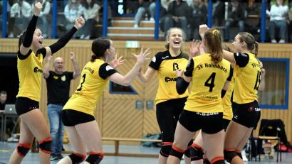 Archivbild: Hubert Ziegler
Die Volleyballerinnen des SV Hahnbach treffen am Freitag in Schnaittenbach auf die Bayern-Auswahl.