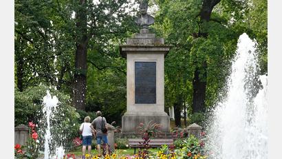 Bild: Petra Hartl
Mit dieser Bronzebüste setzte die Stadt Amberg vor 200 Jahren dem damaligen Landesvater, König Max I. Joseph, ein Denkmal.
