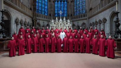 Bild: Michael Vogl/exb
Der Mädchenchor der Regensburger Domspatzen im Dom St. Peter.