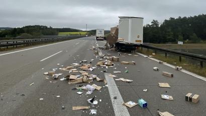 Bild: Verkehrspolizei Amberg
Unfall auf der A 6 bei Schmidgaden.
