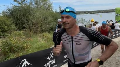 Bild: Franziska Männl
Der Mitterteicher Marco Männl gewann am vergangenen Sonntag die Bayerische Meisterschaft im Sprint Triathlon am Steinberger See.