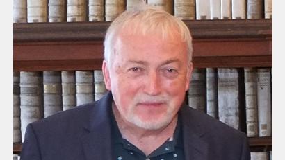 Bild: Siglinde Kurz, Provinzialbibliothek Amberg
Professor Wolfgang B. Wüst von der Friedrich-Alexander-Universität hält einen Vortrag in der Provinzialbibliothek.
