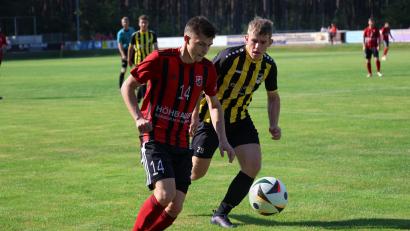 Archivbild: Dieter Jäschke
Für Fabian Geitner (links) und den SC Luhe-Wildenau geht es am kommenden Wochenende im Oberpfalz-Derby gegen den SV Schwandorf-Ettmannsdorf. SC-Trainer Benjamin Urban fordert einen Sieg.