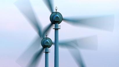 Symbolbild: Karl-Josef Hildenbrand/dpa
Für den möglichen Bau von Windrädern im Gemeindegebiet der Stadt Mitterteich sind derzeit noch Vorrangflächen mit einer Gesamtgröße von 29 Hektar im Regionalplan Oberpfalz Nord vermerkt.