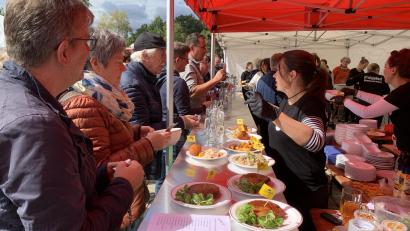 Bild: adj
Groß war der Andrang beim vierten Knödelfest der Schützengesellschaft Meerbodenreuth.