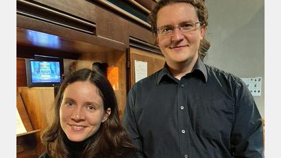 Bild: exb
Organistin Anna-Magdalena Bukreev gestaltete zusammen mit Vorsänger und Registrant Valerij Bukreev die musikalische Mittagsandacht in St. Josef in Weiden.