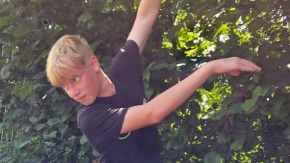 Bild: R. Beyerlein
Fabian Beyerlein beim Training: Dem 13-jährigen Sohn des einstigen Weltklasse-Weitschützen Reinhold Beyerlein eröffnet sich die Chance auf die Teilnahme bei der U16-EM.