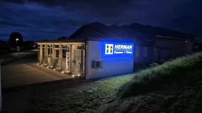 Bild: exb
HF Herman ist seit über 30 Jahren kompetenter Partner bei der Lieferung und Montage von Fenster und Türen.