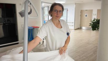 Bild: Friedrich Peterhans/exb
Chefärztin Dr. Stefanie Kuchlbauer betreut zusammen mit ihrem Team Patienten auf der Palliativstation am Klinikum Weiden. Dort steigt nun die Zahl verfügbarer Betten.