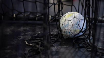 Bild: Tom Weller/dpa
Die Handballerinnen des HV Oberviechtach wollen gegen Helmbrechts den ersten Saisonsieg landen.