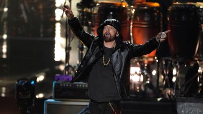 Bild: Chris Pizzello/Invision/AP/dpa
Rapper Eminem verkündet Familien-News in einem Musikvideo. (Archivbild)